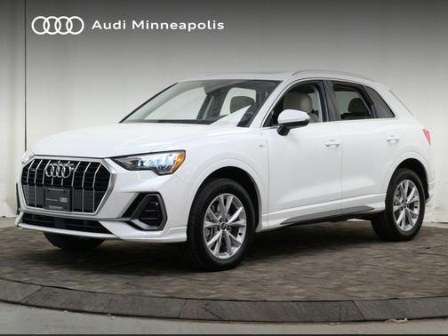 2021 Audi Q3 45 S line Premium