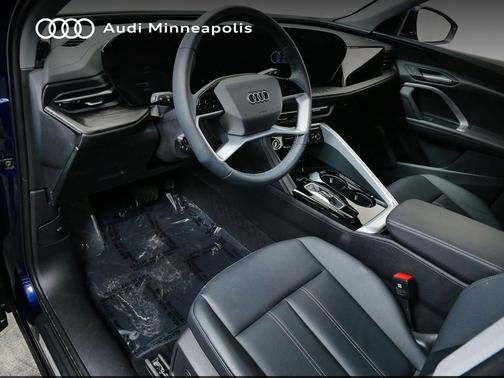 Navarra Blue Metallic 2025 Audi Q5 Premium TFSI quattro S tronic