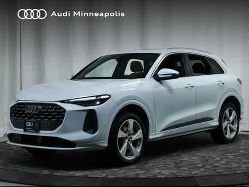 2025 Audi Q5 Premium Plus
