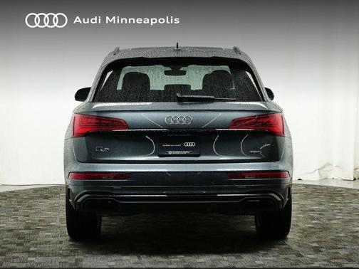 2025 Audi Q5 45 S line Premium