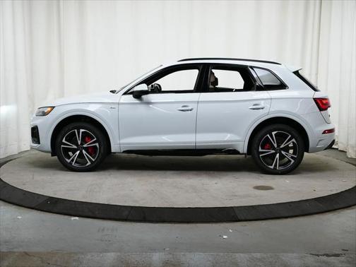 2025 Audi Q5 45 S line Premium Plus
