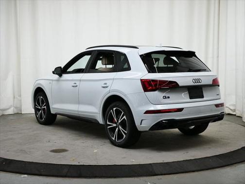 2025 Audi Q5 45 S line Premium Plus