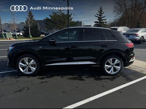 2023 Audi Q4 e-tron Premium Plus 50 quattro