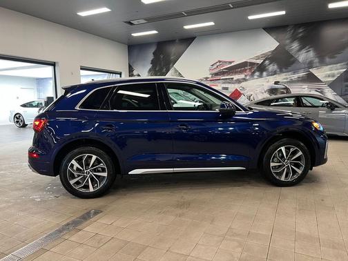 2022 Audi Q5 45 S line Premium