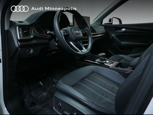2023 Audi Q5 40 Premium