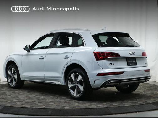 2023 Audi Q5 40 Premium