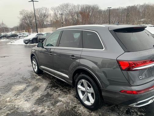 2020 Audi Q7 55 Premium