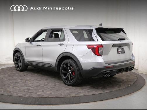 Iconic Silver Metallic 2021 Ford Explorer ST