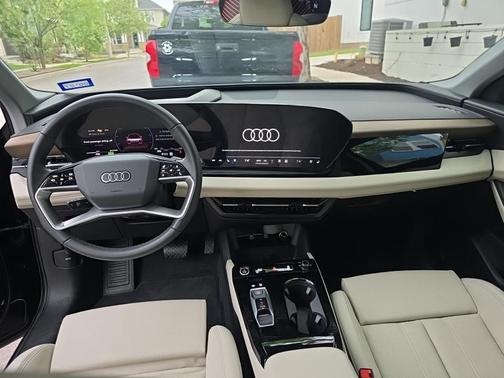 Black Metallic 2025 Audi Q6 e-tron Premium Plus quattro
