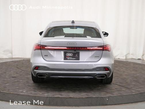 Florett Silver Metallic 2025 Audi A5 Premium Plus TFSI quattro S tronic