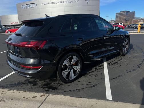 2023 Audi e-tron Premium Plus quattro