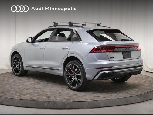 Satellite Silver Metallic 2023 Audi Q8 55 Premium Plus