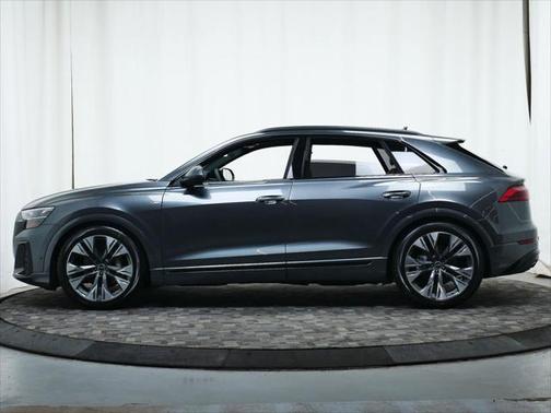 2025 Audi Q8 55 Premium Plus