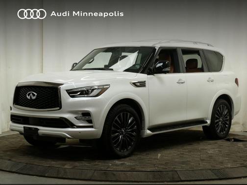 2024 INFINITI QX80 SENSORY AWD