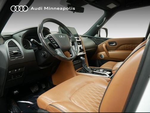 2024 INFINITI QX80 SENSORY AWD