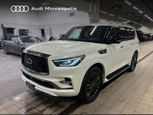 2024 INFINITI QX80 SENSORY AWD
