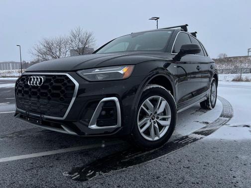 2023 Audi Q5 45 S line Premium