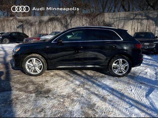 2023 Audi Q3 45 S line Premium Plus