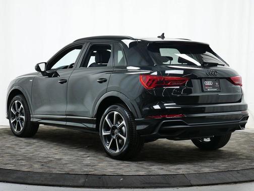 2025 Audi Q3 45 S line Premium Plus