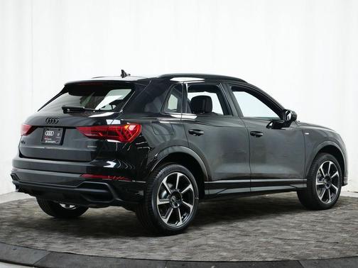 2025 Audi Q3 45 S line Premium Plus