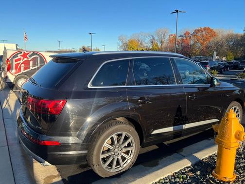 2019 Audi Q7 55 Premium
