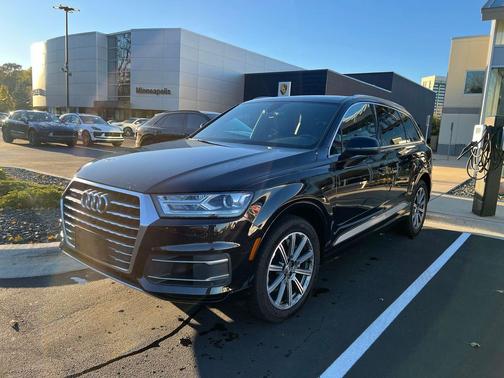 2019 Audi Q7 55 Premium