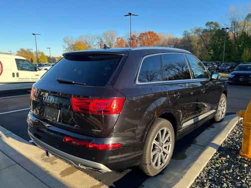 2019 Audi Q7 55 Premium