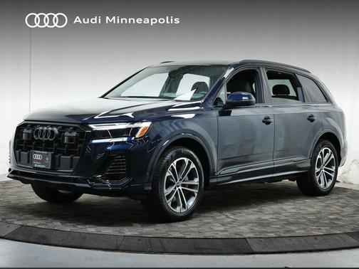 2025 Audi Q7 45 Premium Plus