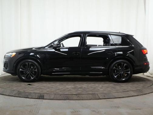 2026 Audi Q7 55 Premium Plus
