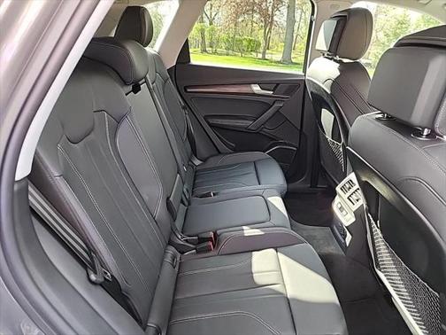 2024 Audi Q5 45 S line Premium Plus
