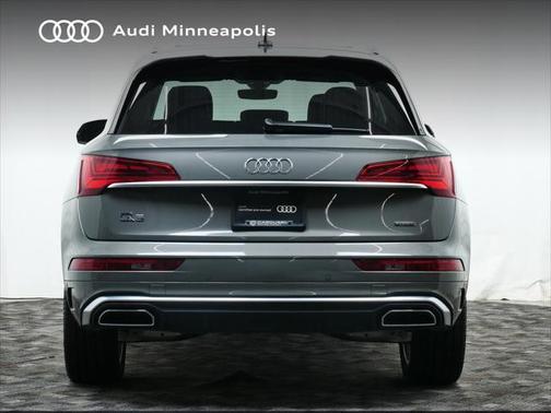 2024 Audi Q5 45 S line Premium Plus