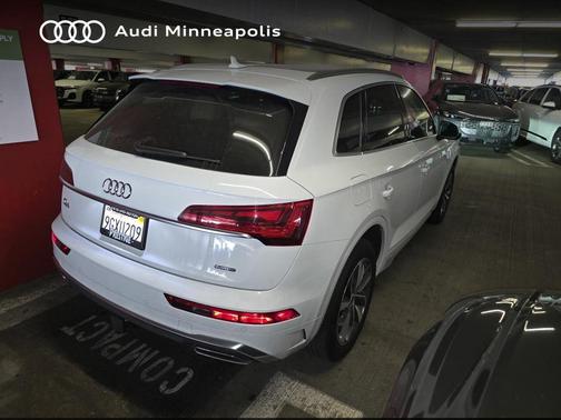 2023 Audi Q5 45 S line Premium Plus