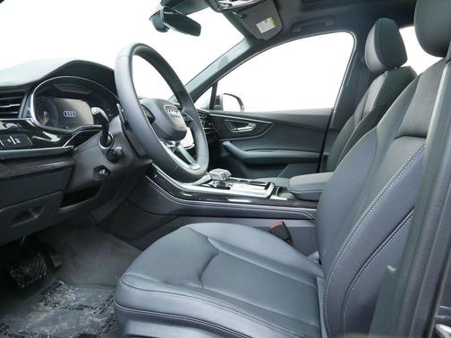 2026 Audi Q7 55 Premium Plus