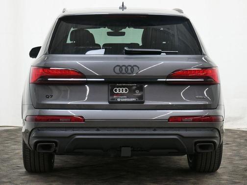 2026 Audi Q7 55 Premium Plus