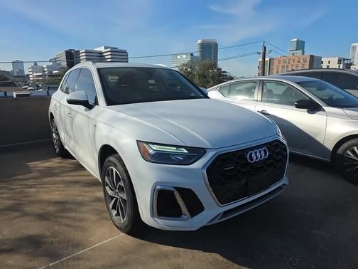 2023 Audi Q5 45 S line Premium Plus