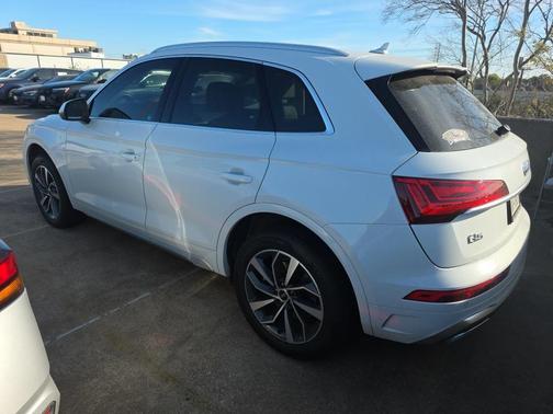 2023 Audi Q5 45 S line Premium Plus