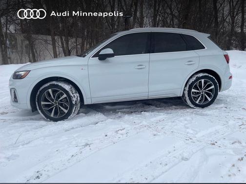 2023 Audi Q5 45 S line Premium Plus