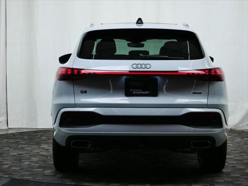 2025 Audi Q5 Premium