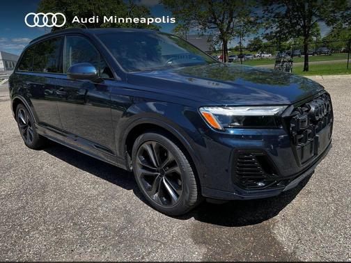 Blue Metallic 2026 Audi Q7 55 Premium Plus