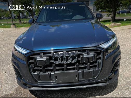 Blue Metallic 2026 Audi Q7 55 Premium Plus