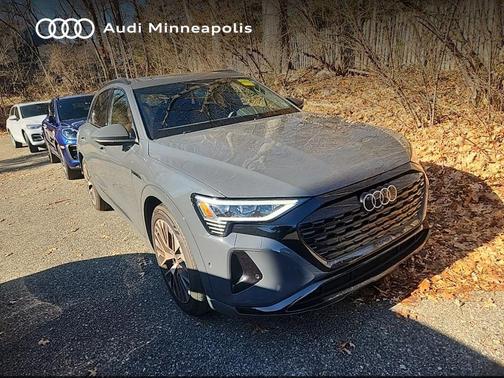 2024 Audi Q8 e-tron Premium Plus