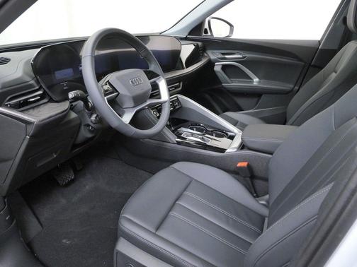 Glacier White Metallic 2026 Audi Q5 Premium TFSI quattro S tronic