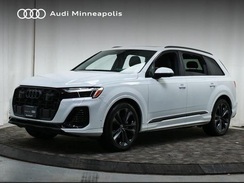 2025 Audi Q7 55 Premium Plus