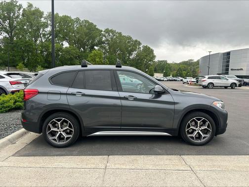 Mineral Grey Metallic 2018 BMW X1 xDrive28i