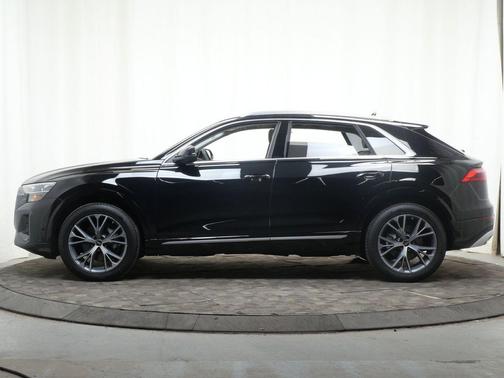 Mythos Black Metallic 2026 Audi Q8 55 Premium Plus