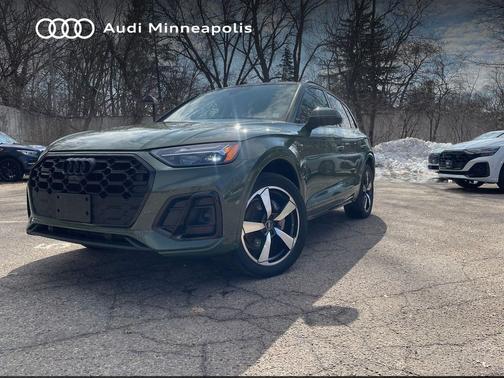 2023 Audi Q5 45 S line Premium Plus