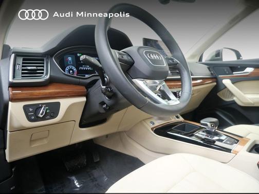 2023 Audi Q5 45 S line Premium Plus