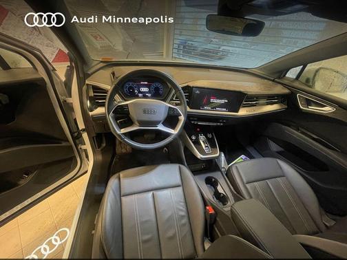 2024 Audi Q4 e-tron Premium 55 quattro