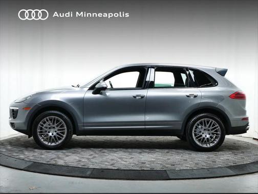 2016 Porsche Cayenne S