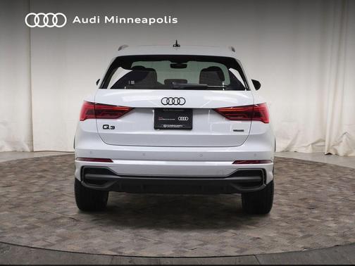 Glacier White Metallic 2023 Audi Q3 45 S line Premium Plus